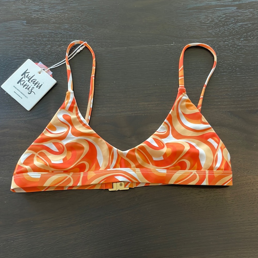 Kulani Kini’s bikini top